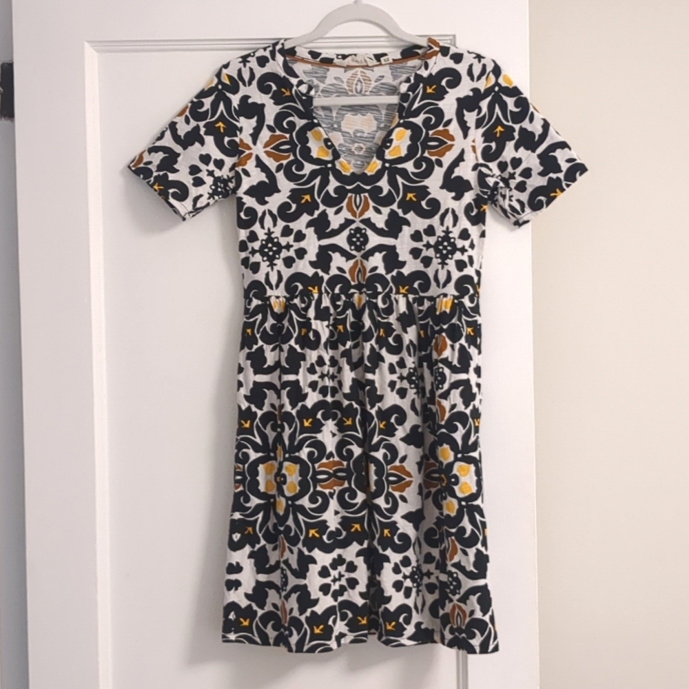 EUC Boden Black Floral Pattern Casual Cotton Short Sleeve Midi Dress